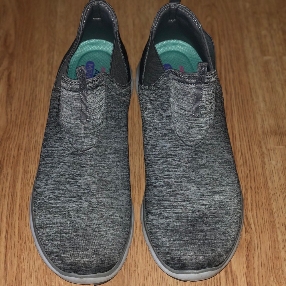 Sketchers Women’s 2.0 High-Card Sneaker